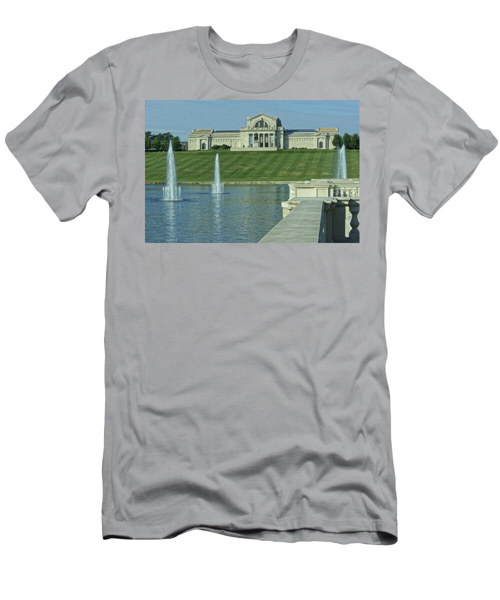 Forest Park T-Shirt featuring the photograph St Louis Art Museum and Grand Basin by Greg Kluempers