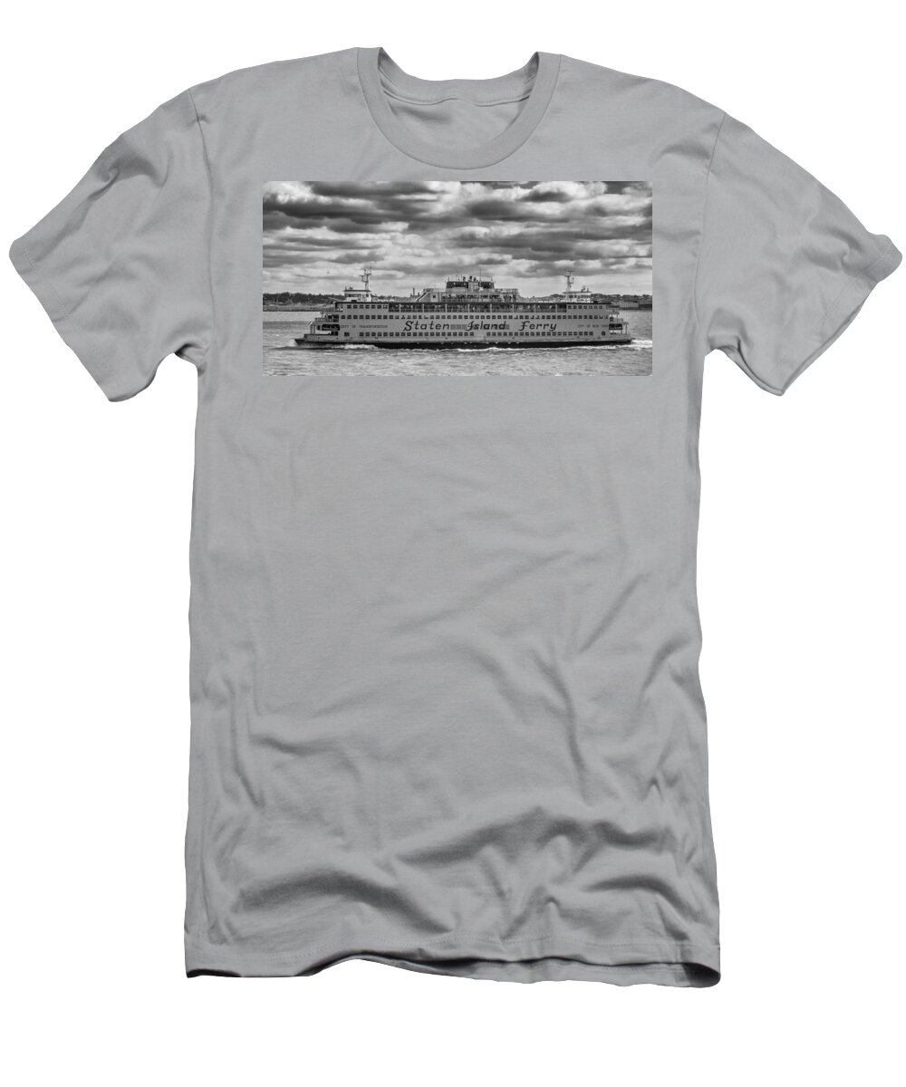 Boats T-Shirt featuring the photograph Staten Island Ferry 10484 by Guy Whiteley