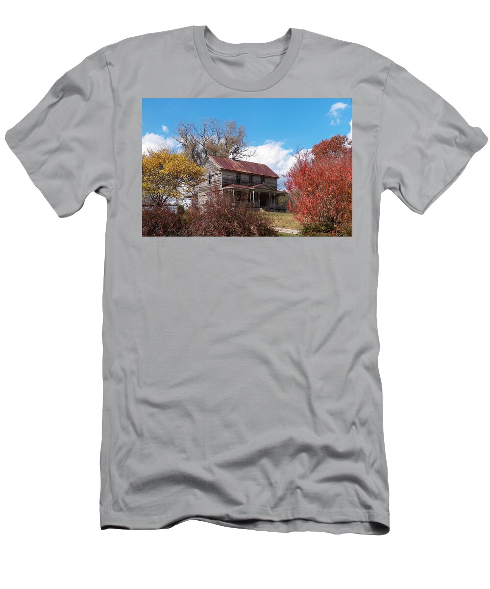 Houses T-Shirt featuring the photograph This Old House by Jennifer Robin
