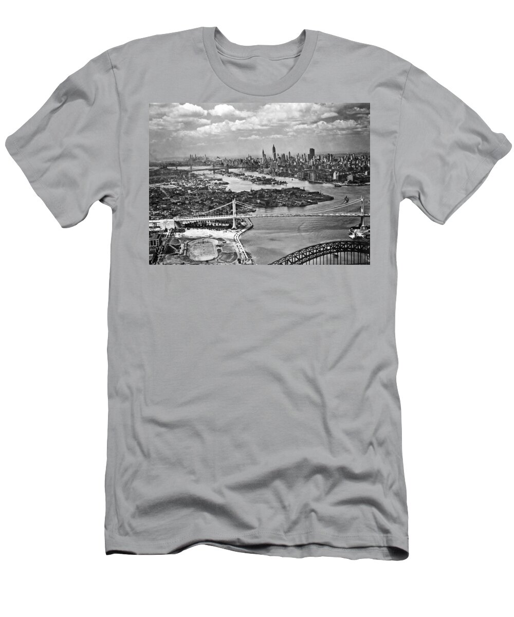 1936 T-Shirt featuring the photograph Triborough Bridge Is Completed by Underwood Archives