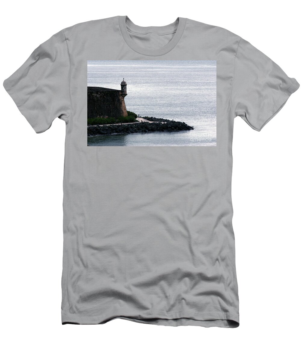 Garita T-Shirt featuring the photograph Vista de la Garita by Francisco Pulido