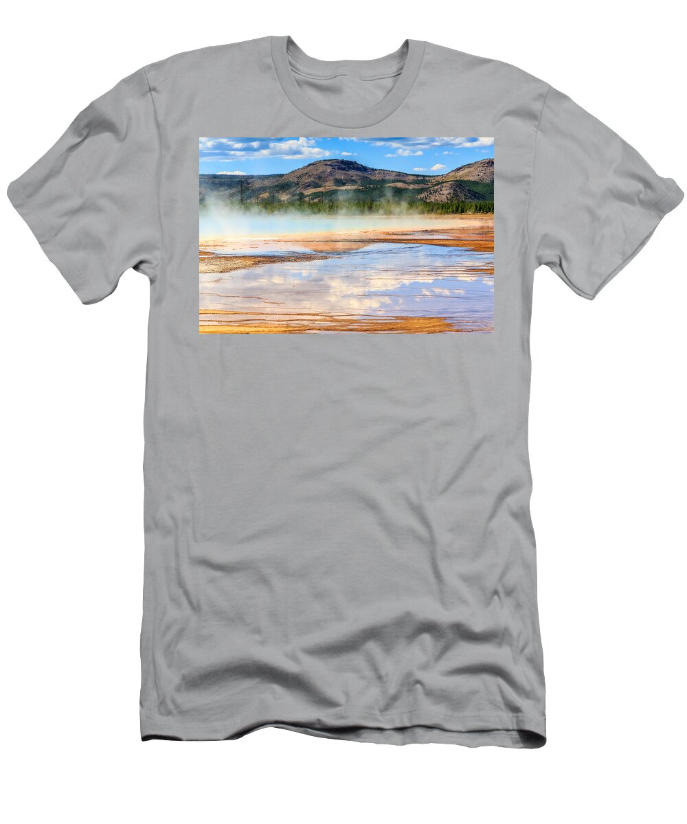 America T-Shirt featuring the photograph Yellowstone National Park by Sue Leonard