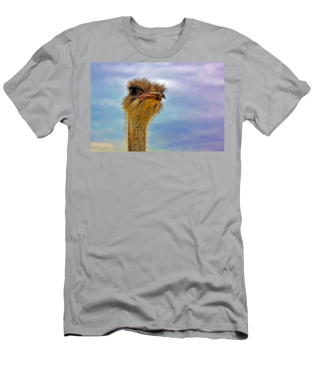 Closeup T-Shirt featuring the photograph You Talkin to Me by Gary Holmes