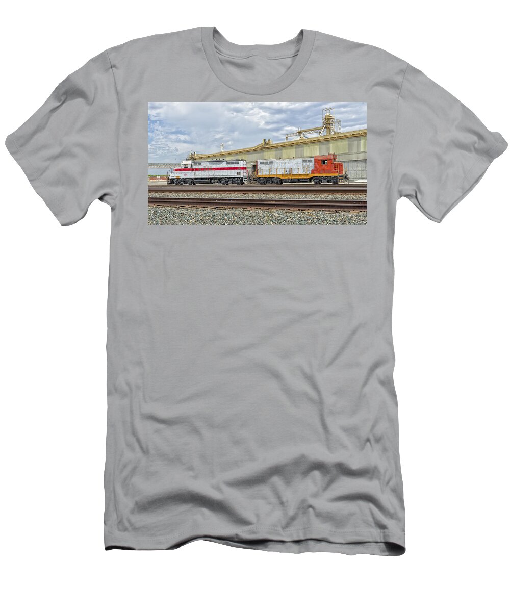 California T-Shirt featuring the photograph Foster Farms Locomotives by Jim Thompson