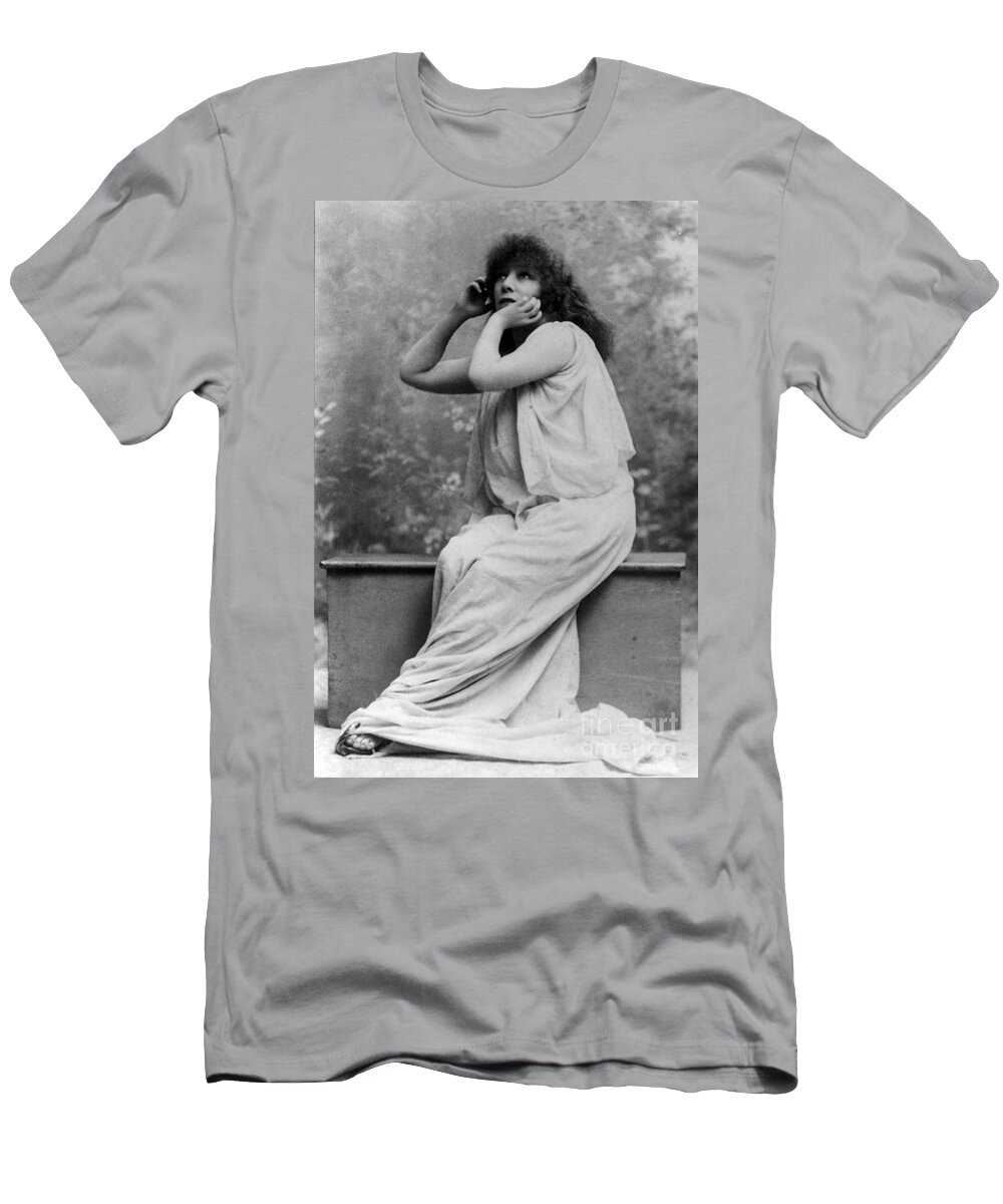 History T-Shirt featuring the photograph Sarah Bernhardt, French Actress #2 by Photo Researchers