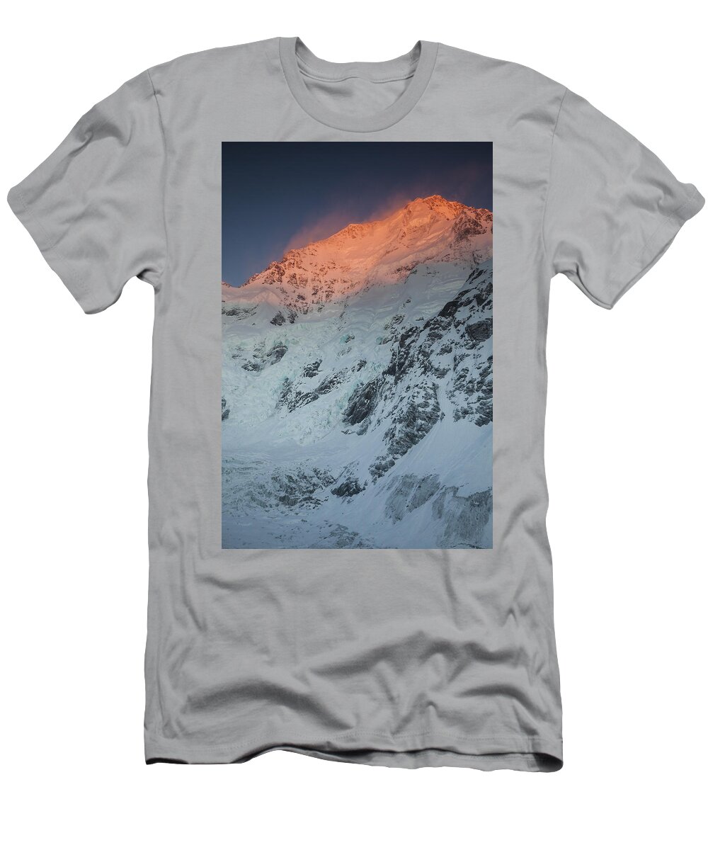 00498853 T-Shirt featuring the photograph Caroline Face Of Mount Cook At Dawn by Colin Monteath