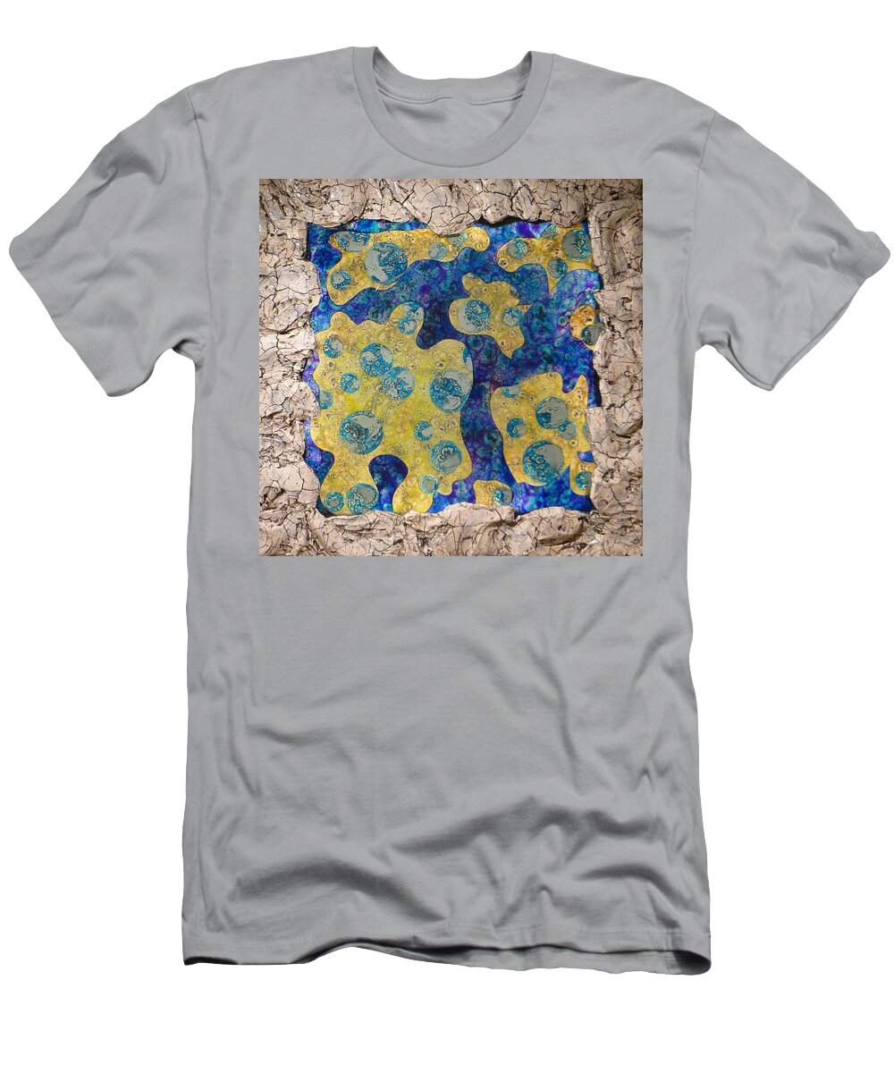 Circles. Blue T-Shirt featuring the sculpture Floating by Christopher Schranck