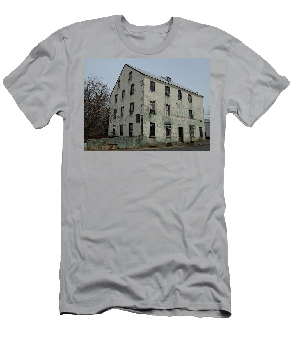 Allentown T-Shirt featuring the photograph Allentown Gristmill by Steven Richman