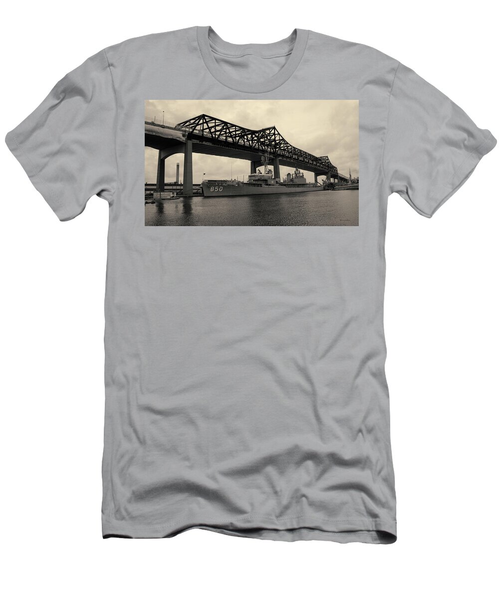 Pano T-Shirt featuring the photograph Battleship Cove Panorama Toned by David Gordon