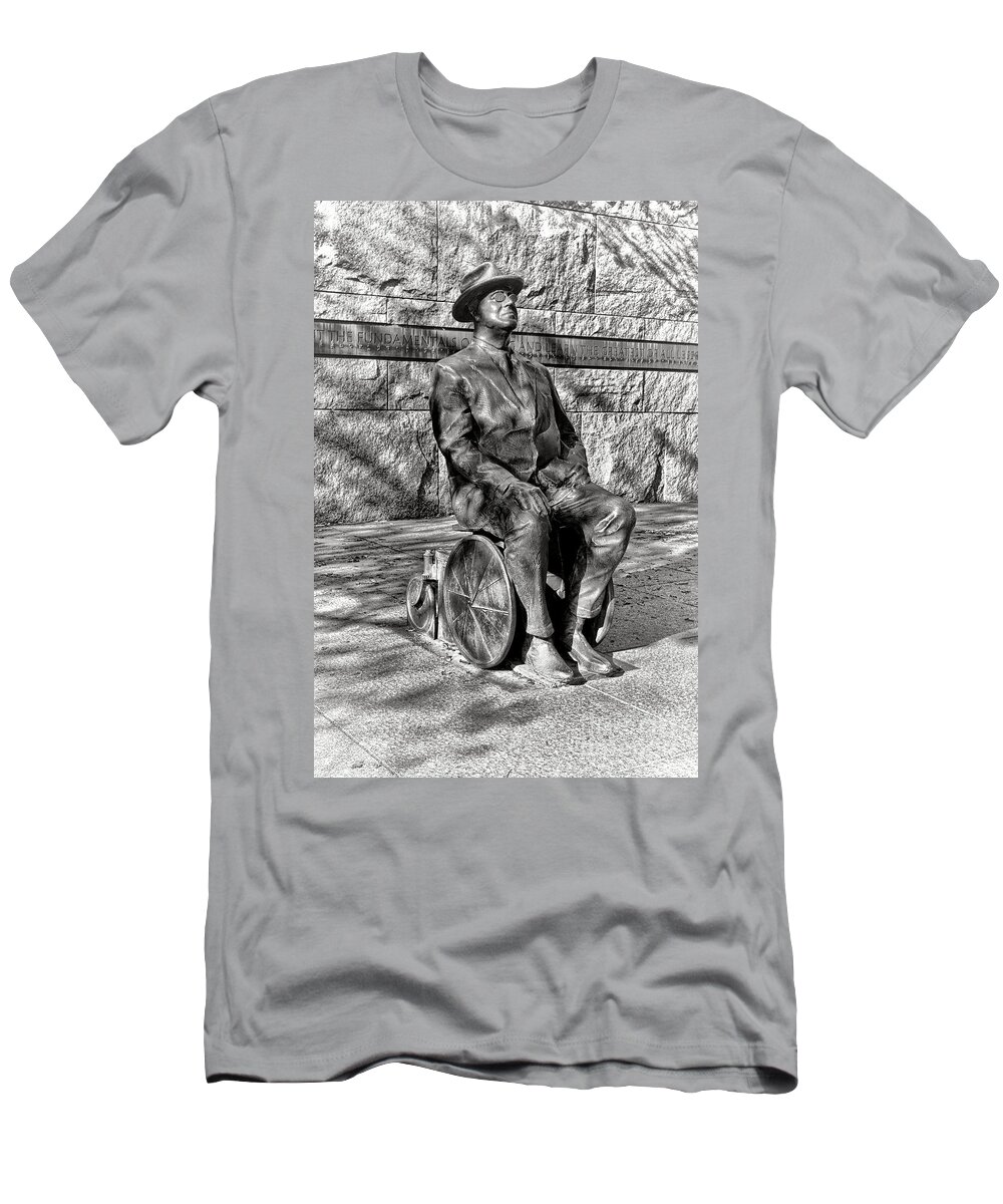 Fdr T-Shirt featuring the photograph FDR Memorial Sculpture in Wheelchair by Olivier Le Queinec