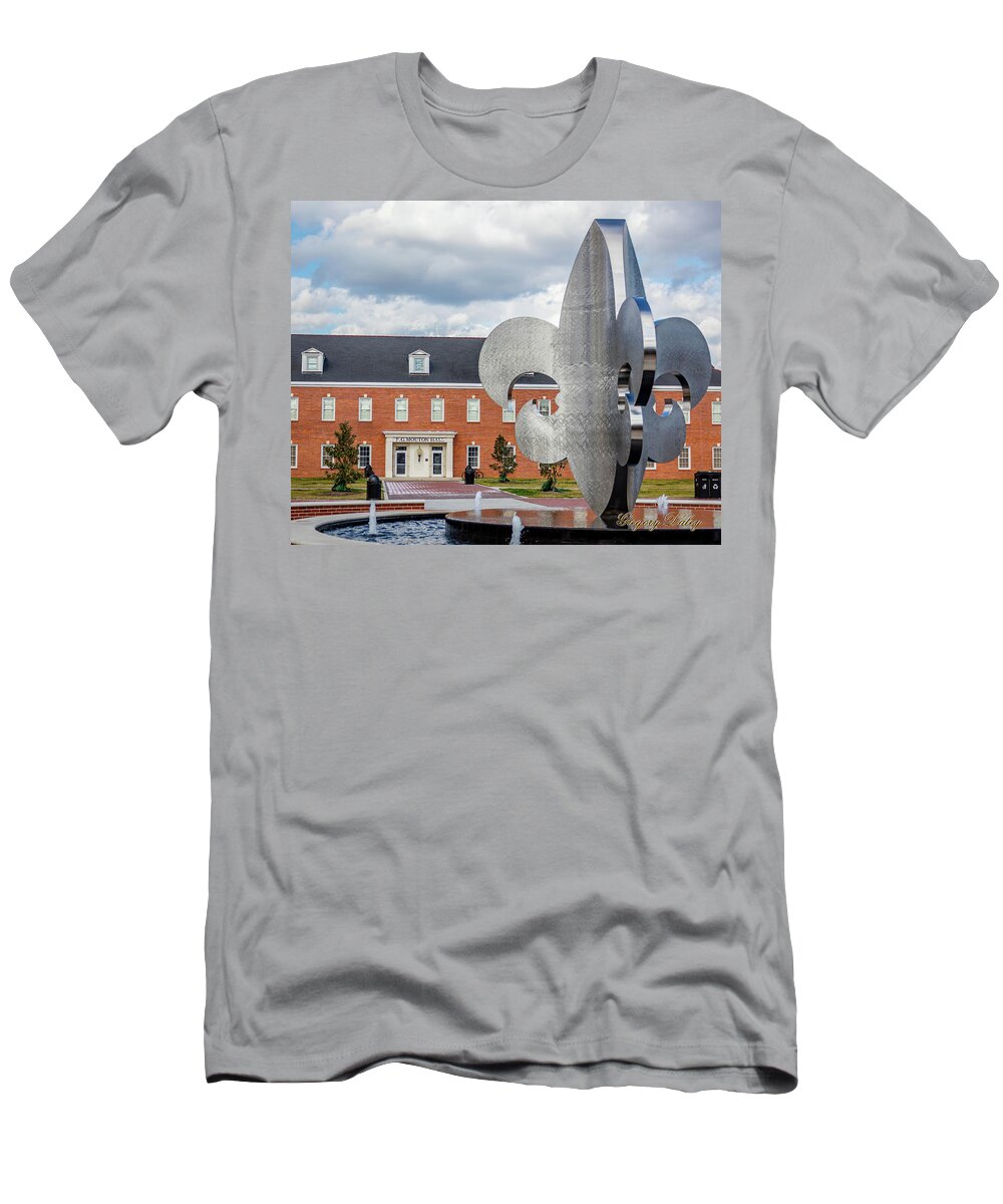 Ul T-Shirt featuring the photograph FG Mouton Hall 02 by Gregory Daley MPSA