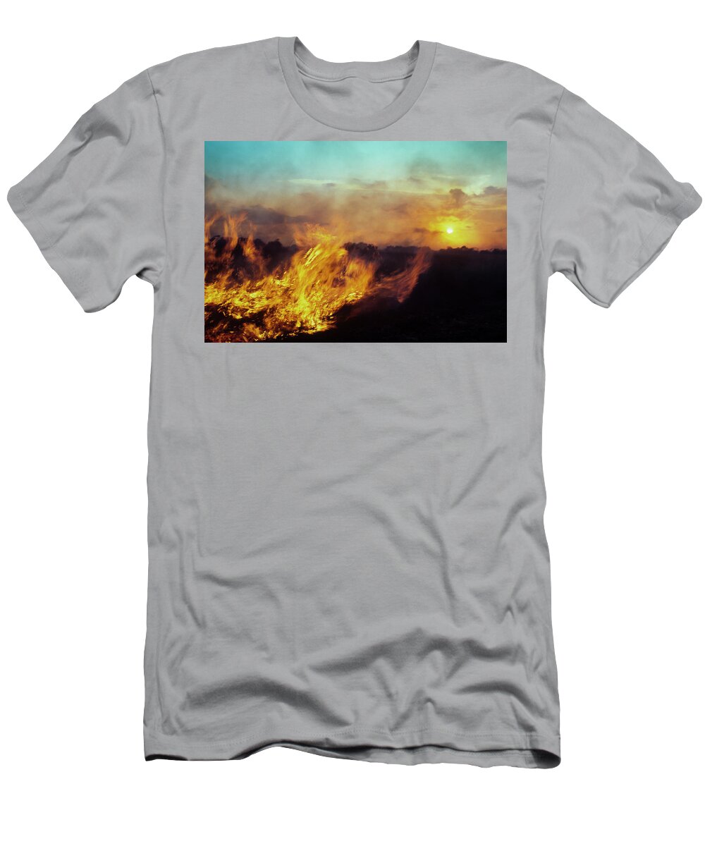 Big Cypress National Preserve T-Shirt featuring the photograph Flame and Sunset by Robert Potts