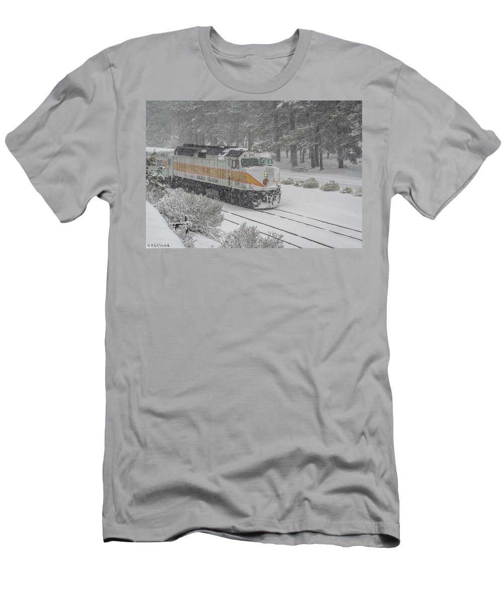 Train T-Shirt featuring the photograph Grand Canyon F40 by Mike Ronnebeck