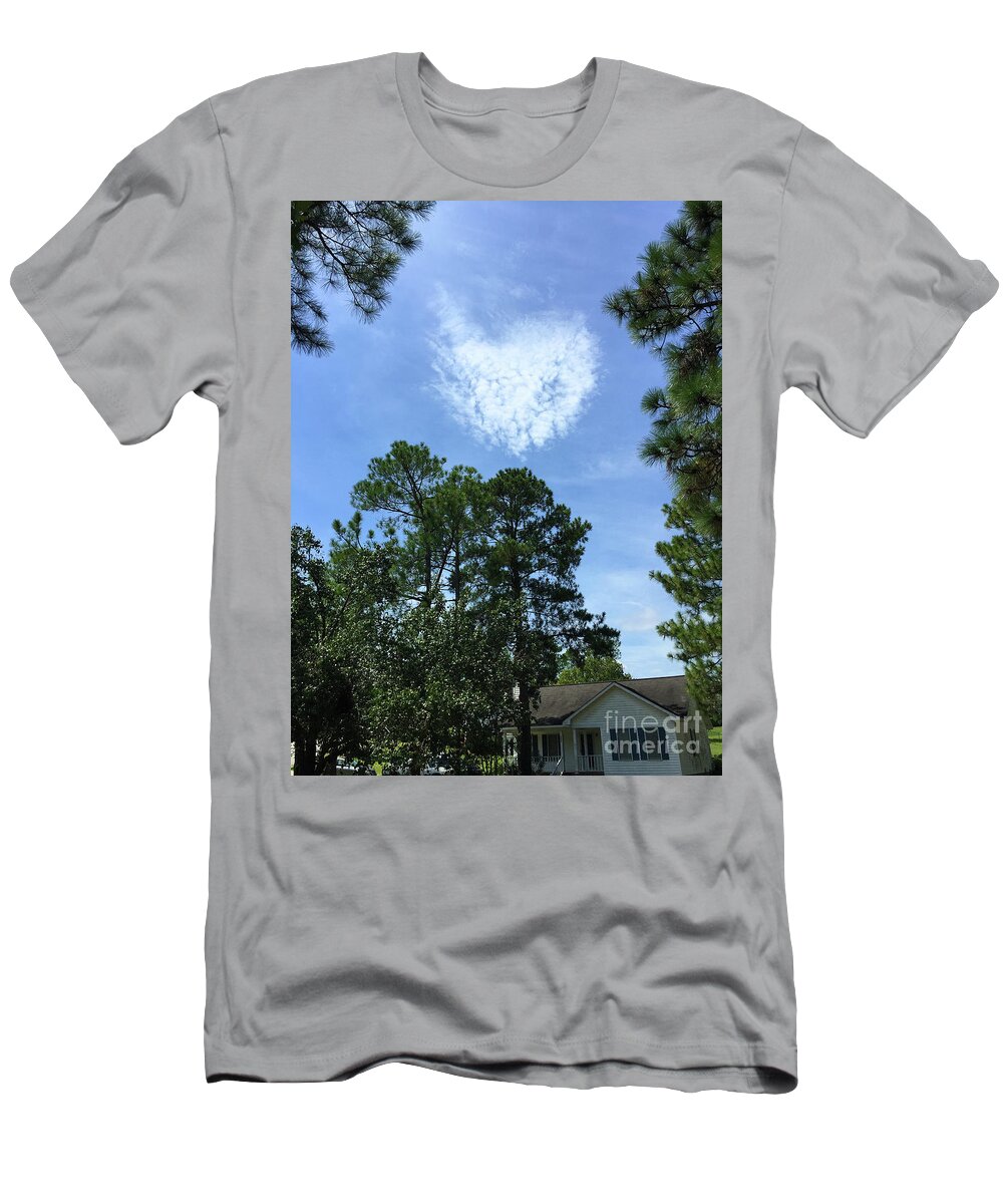 Comfort T-Shirt featuring the photograph Comforts of the Heart by Matthew Seufer