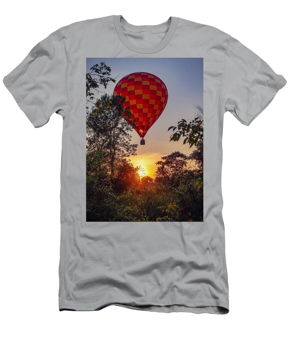  T-Shirt featuring the photograph Here comes the sun by Kendall McKernon