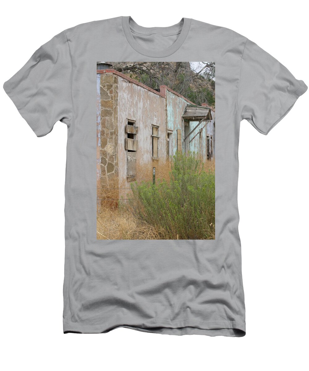 Hotel T-Shirt featuring the photograph Hotel No-tell by Jeff Floyd CA