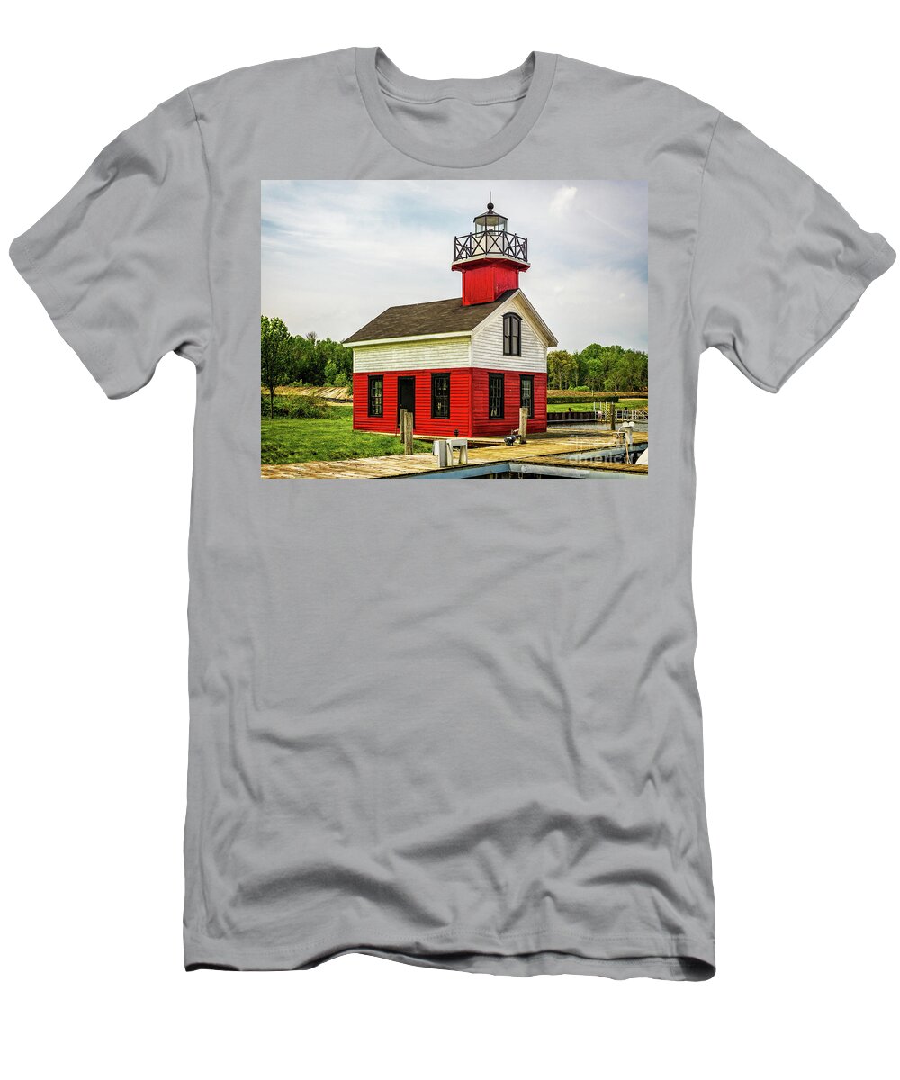 Kalamazoo T-Shirt featuring the photograph Kalamazoo Lighthouse by Nick Zelinsky Jr