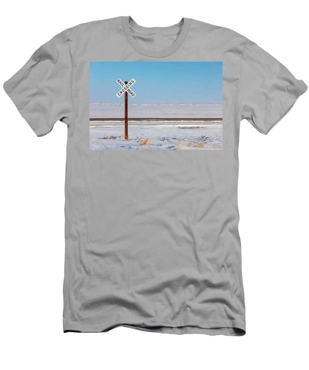 Railroad Crossing T-Shirt featuring the photograph Kremlin Krossing by Todd Klassy