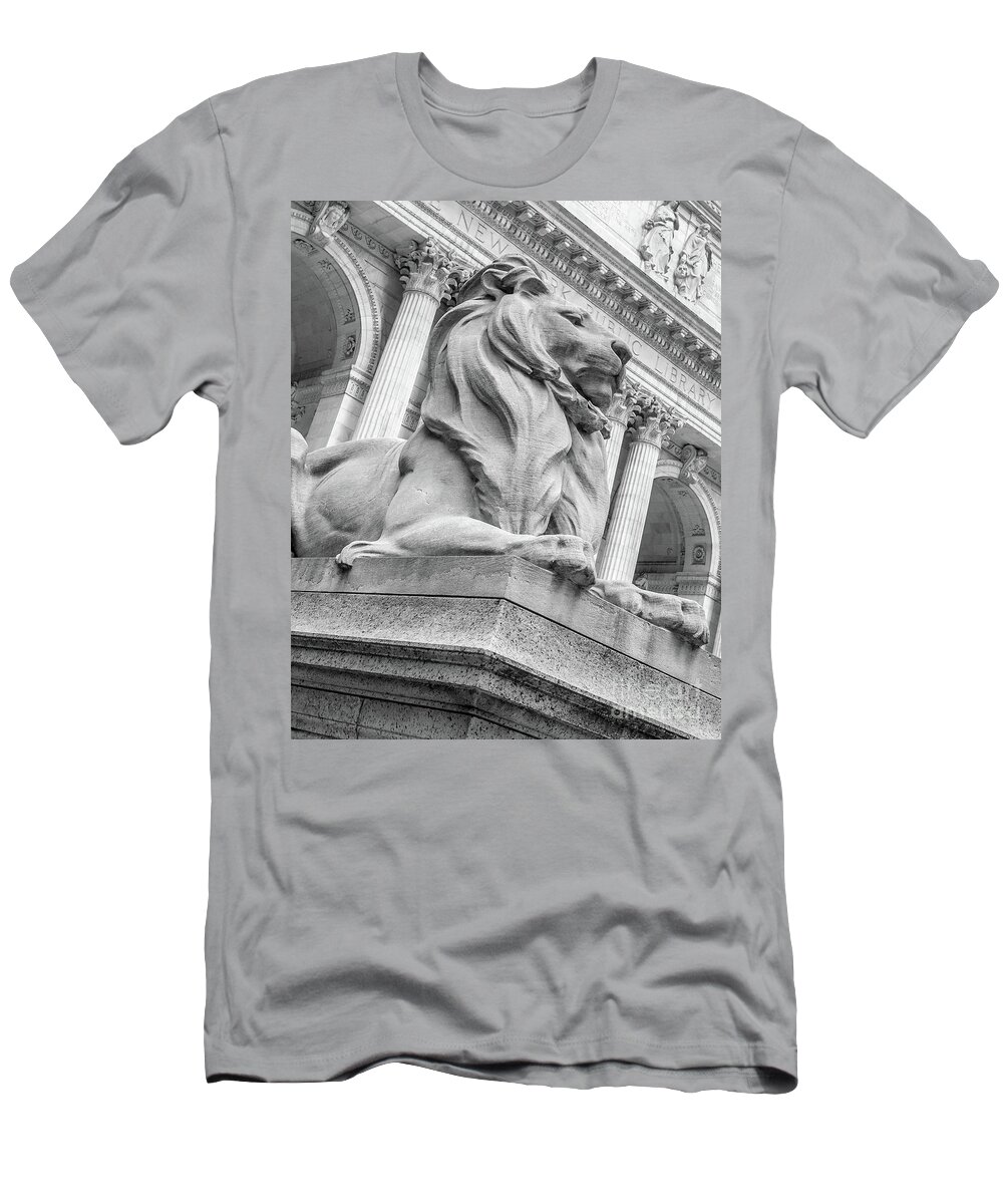 Nyc T-Shirt featuring the photograph Lion Statue New York Public Library by Edward Fielding