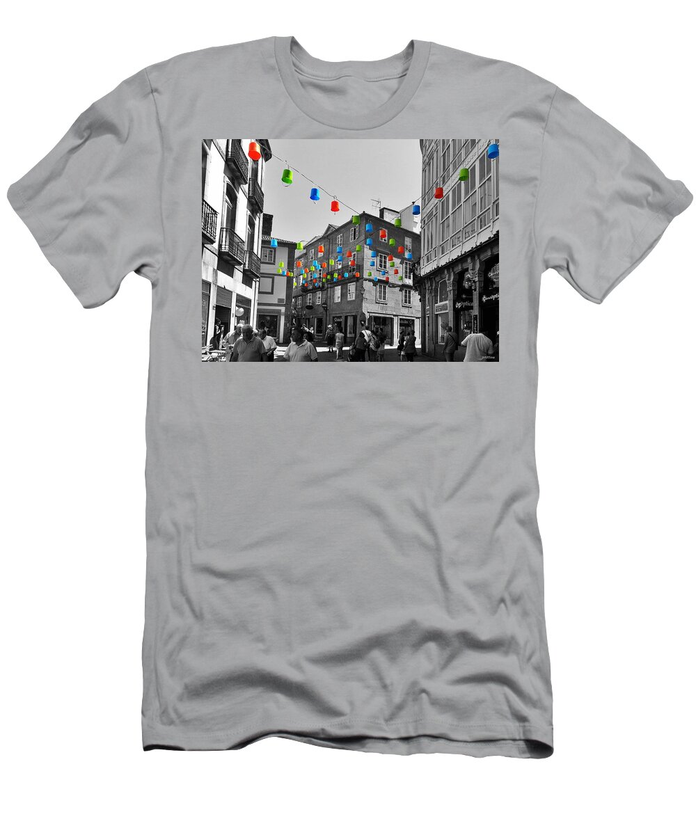 Roa De Tras Salome T-Shirt featuring the photograph Look Up by Martine Murphy