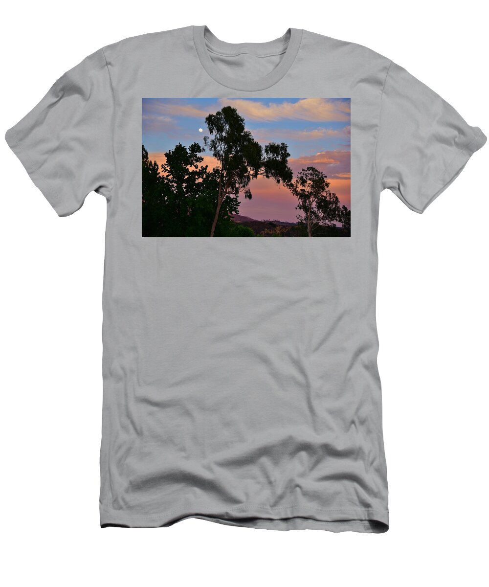 Linda Brody T-Shirt featuring the photograph Moonrise at Sunset 1 by Linda Brody