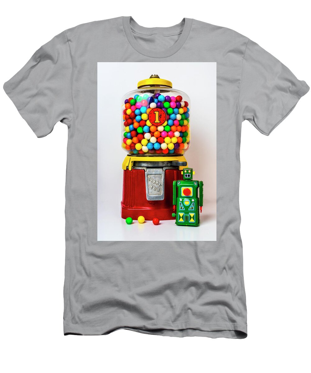 Bubblegum Machine Gum T-Shirt featuring the photograph Old Bubblegum Machine And Green Robot by Garry Gay