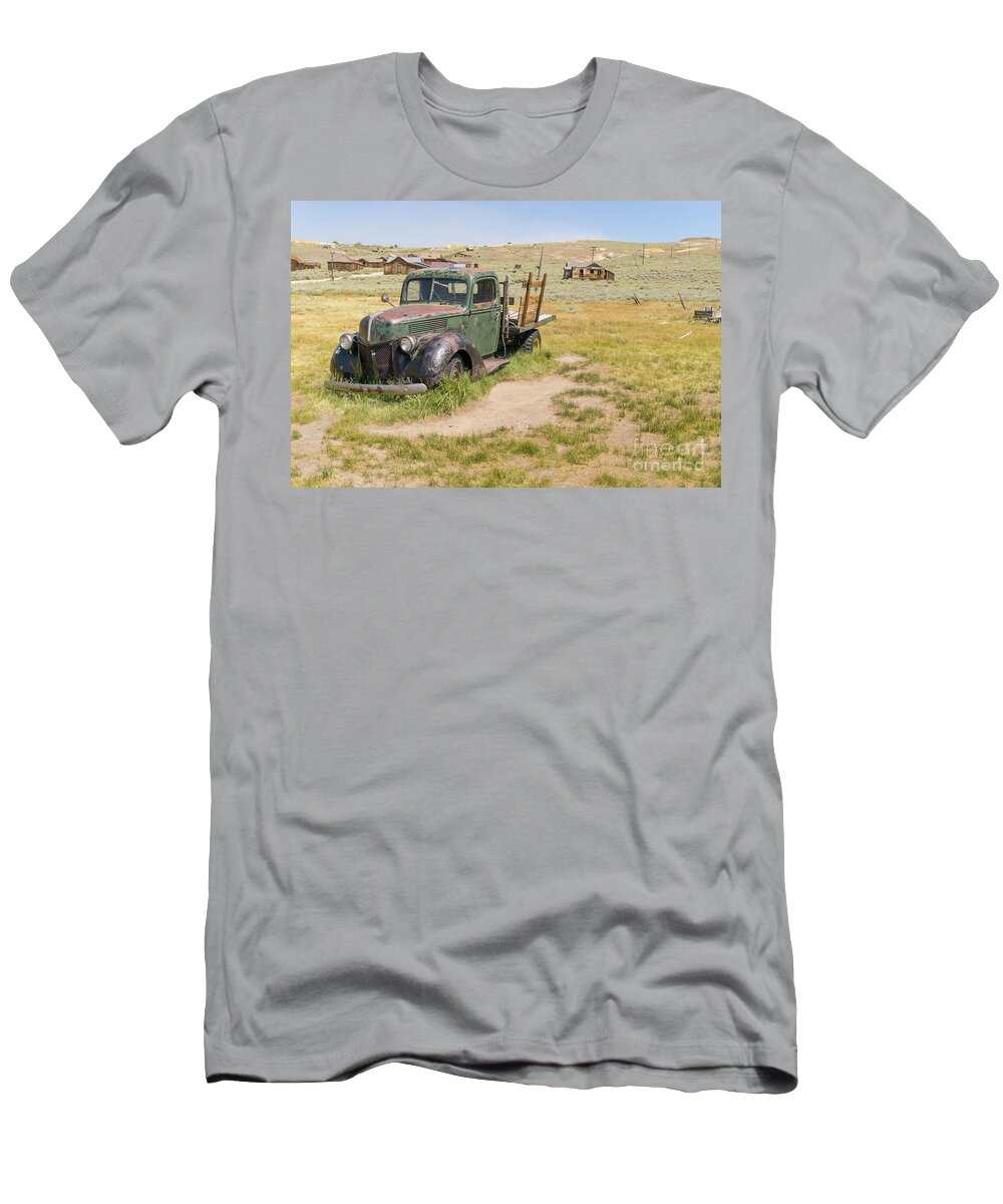 Wingsdomain T-Shirt featuring the photograph Old Truck at The Ghost Town of Bodie California dsc4404 by Wingsdomain Art and Photography