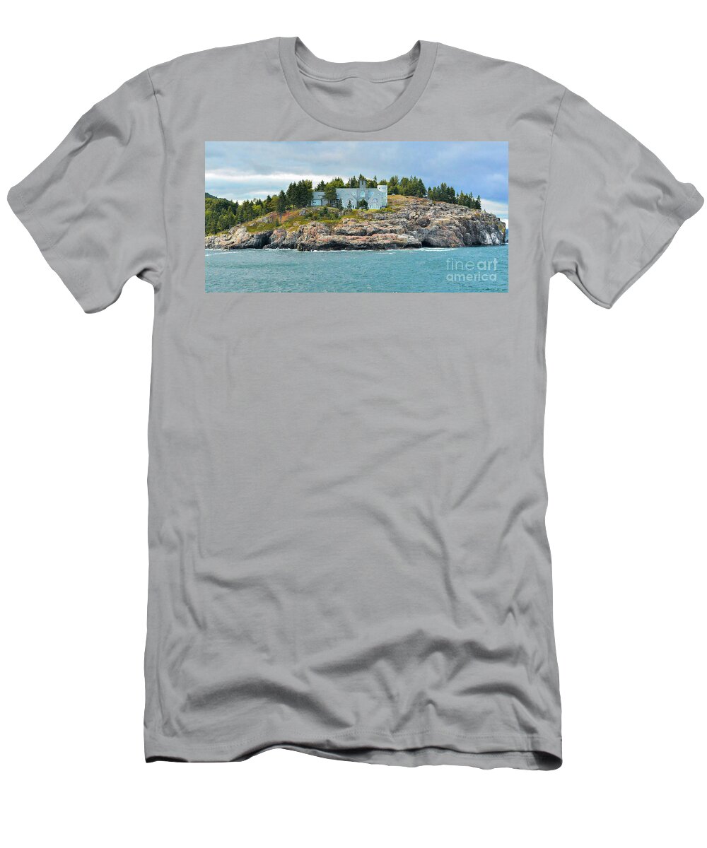 Estate T-Shirt featuring the photograph Schooner Head Castle by Barry Bohn