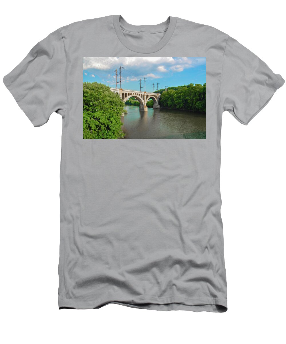 Schuylkill T-Shirt featuring the photograph Schuylkill River at Manayunk by Bill Cannon