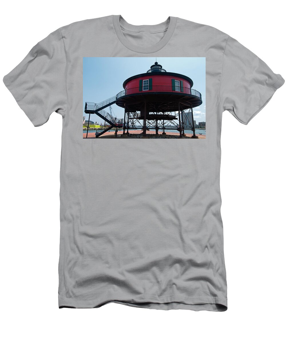 Seven-foot Knoll Lighthouse T-Shirt featuring the photograph Seven-Foot Knoll Lighthouse by Paul Mangold