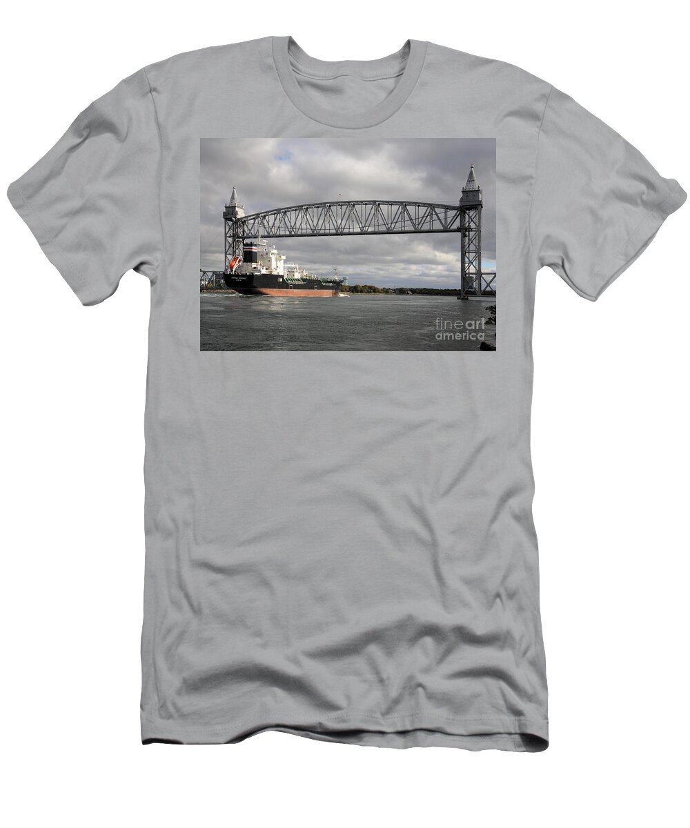 Bridge T-Shirt featuring the photograph Ship Under the Railroad Bridge on the Cape Cod Canal by William Kuta