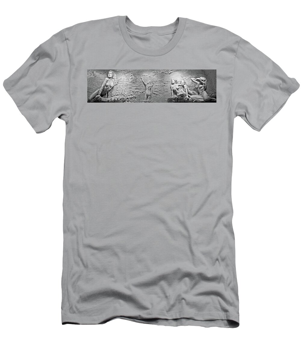 Sirens T-Shirt featuring the photograph Sirens by Kristin Elmquist