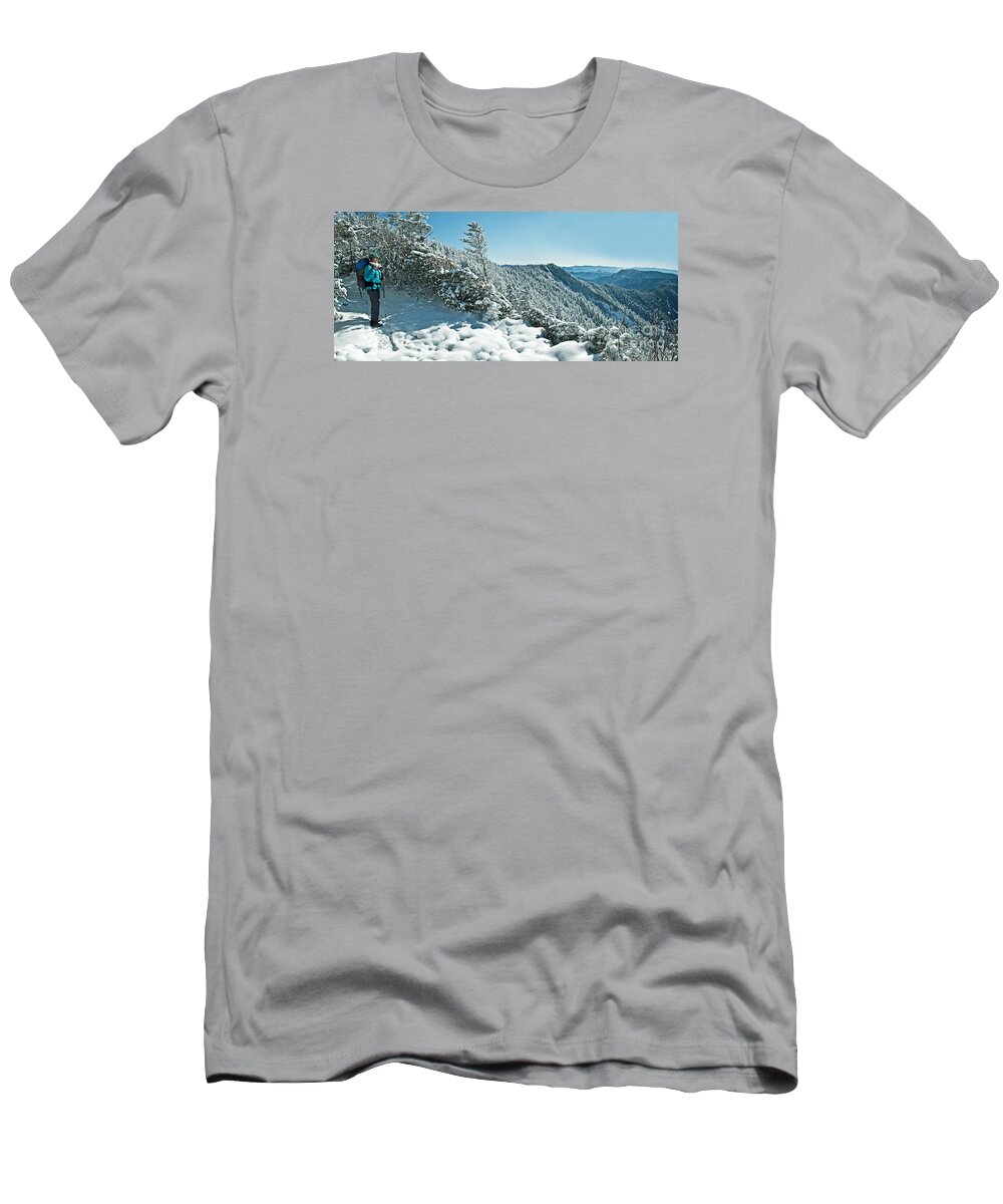 Mt Leconte T-Shirt featuring the photograph Snow Day by Bernd Billmayer