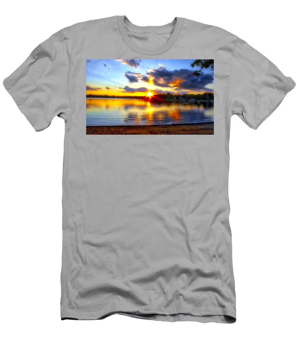 Sunburst T-Shirt featuring the photograph Sunburst Reflection by Linda James