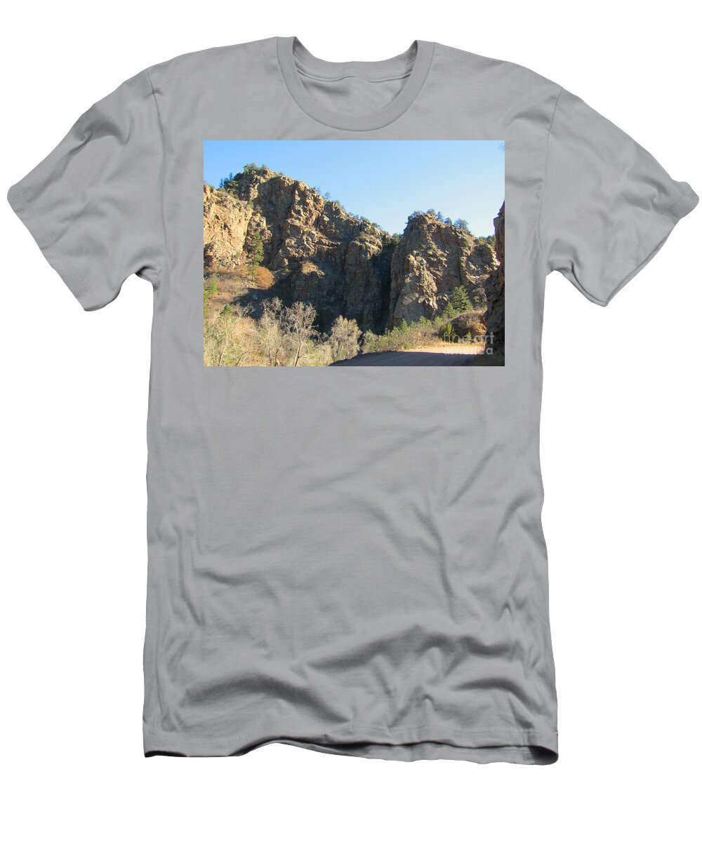  T-Shirt featuring the photograph The Road To Cripple Creek by Kelly Awad
