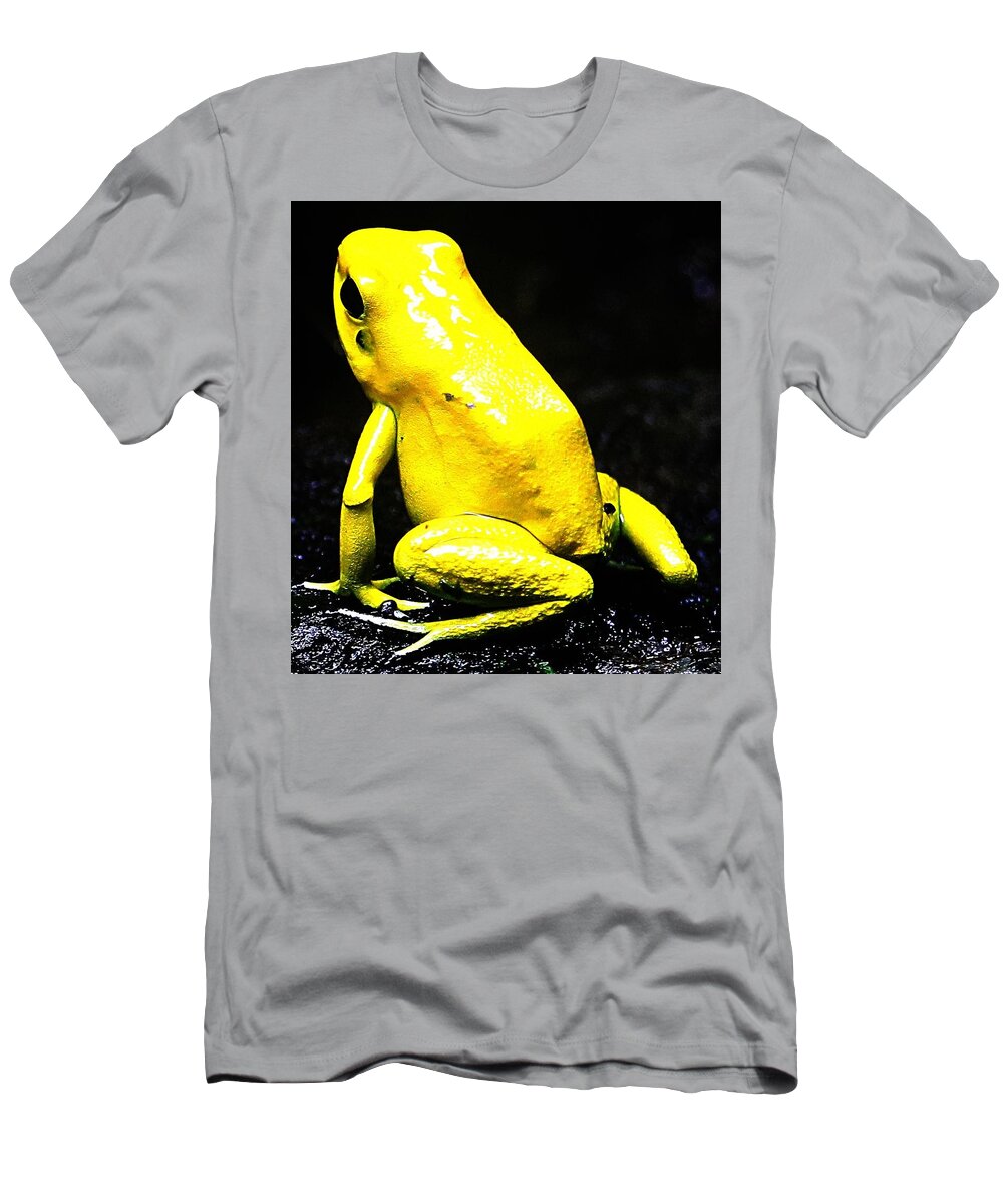 Frog T-Shirt featuring the photograph Toxic by Kathleen Voort