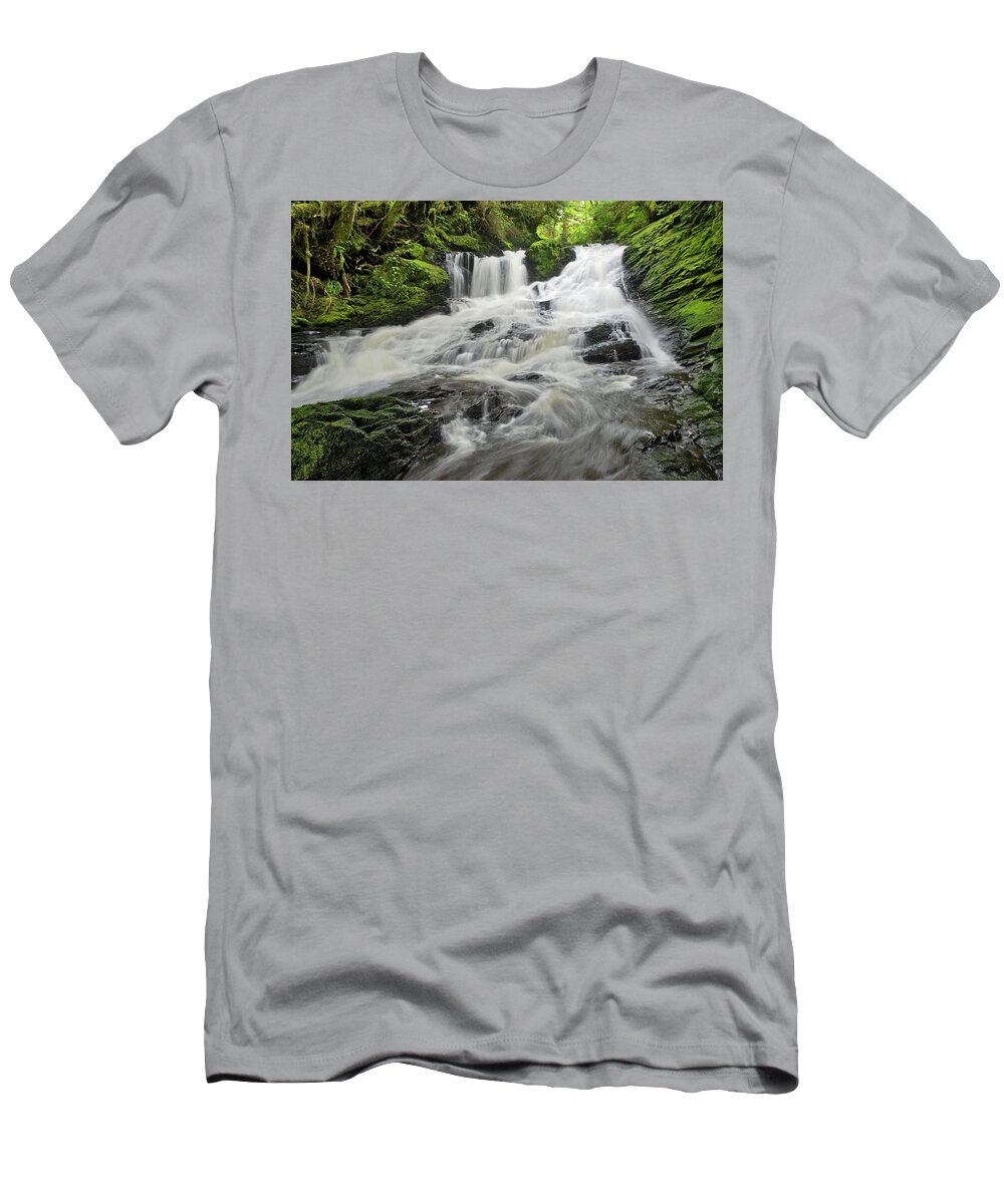 Lunch Creek T-Shirt featuring the photograph Upper Lunch Creek Falls by Paul Riedinger