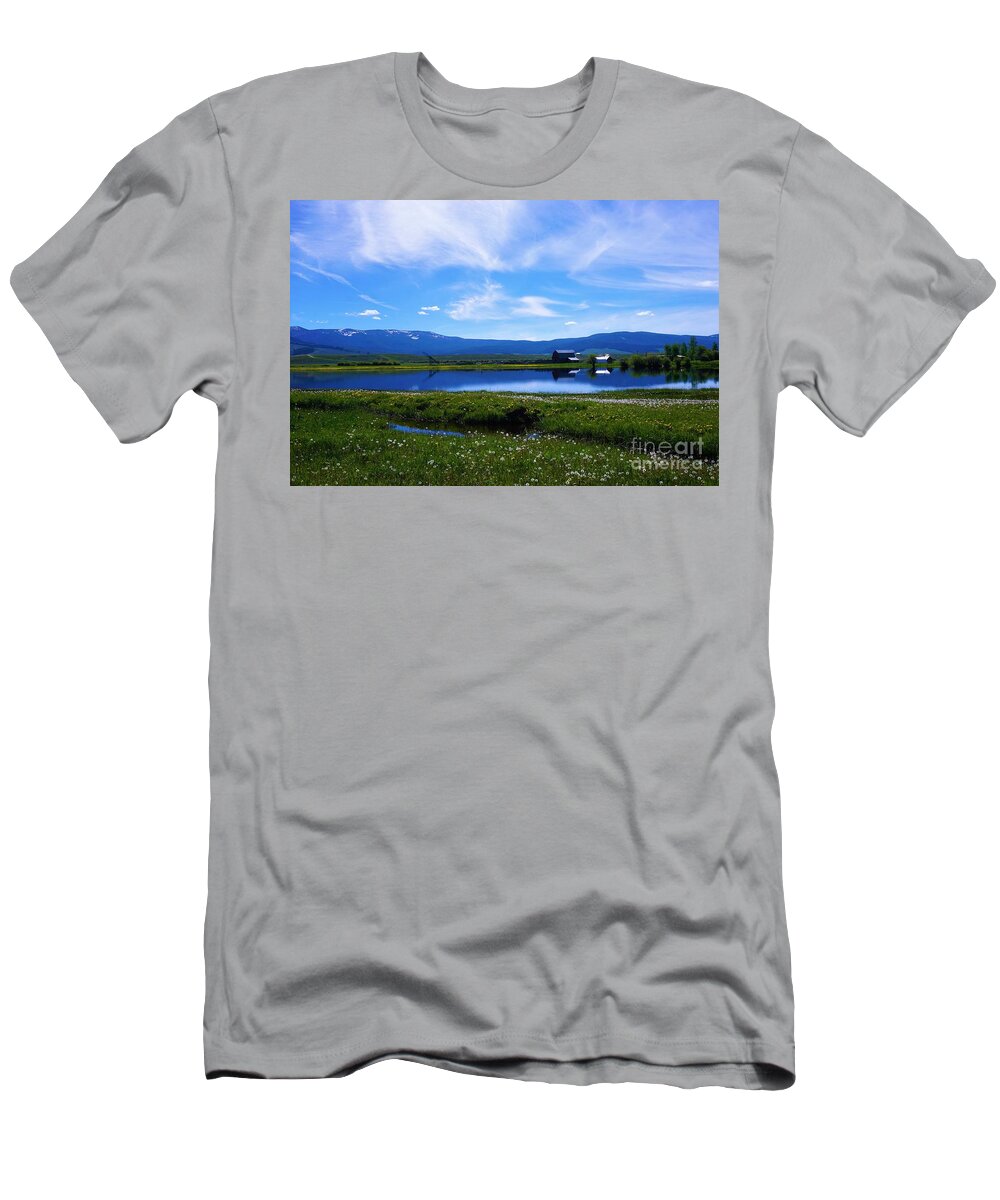 Montana T-Shirt featuring the photograph Wisdom Montana area1 by Merle Grenz