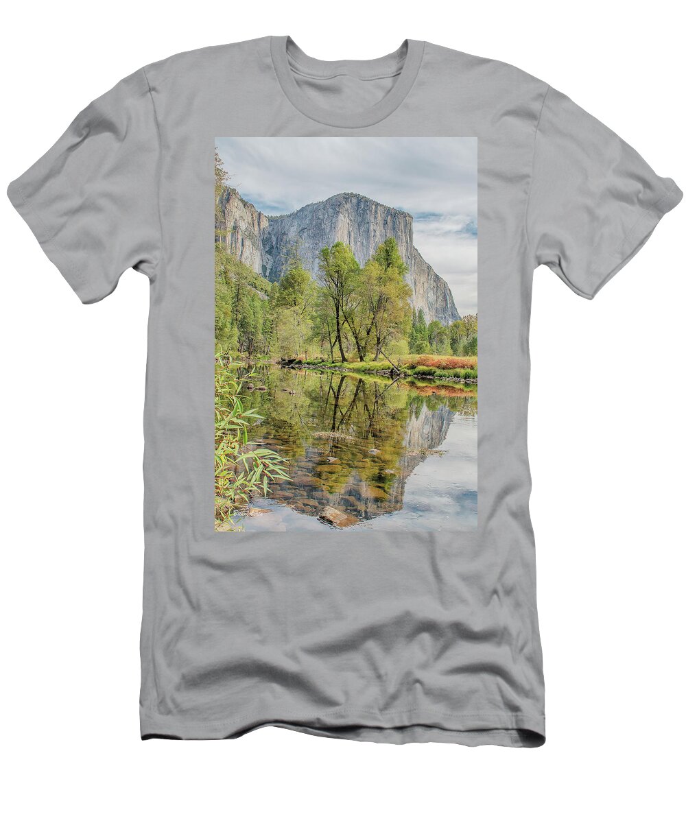 El Capital T-Shirt featuring the photograph El Capitan In Reflection by Bill Roberts