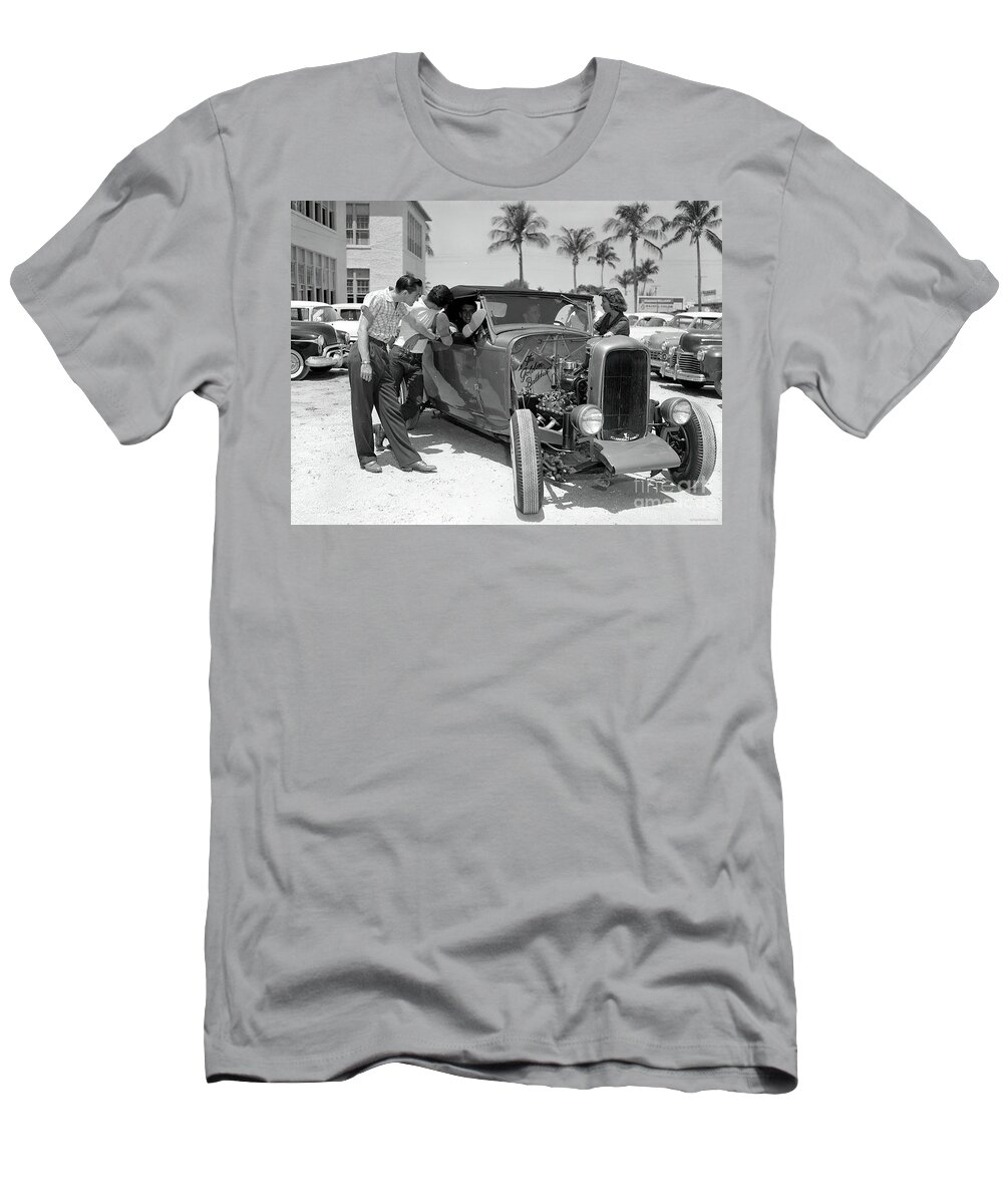 Vintage T-Shirt featuring the photograph 1932 Ford Roadster Hot Rod With Admirers by Retrographs