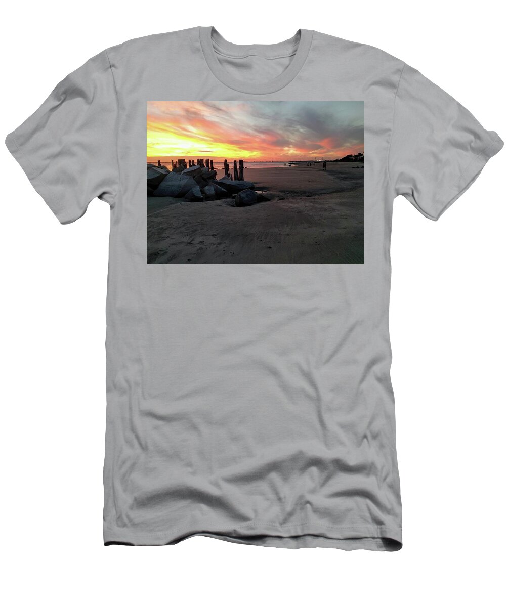 Fort Moultrie T-Shirt featuring the photograph Fort Moultrie Sunset by Sherry Kuhlkin
