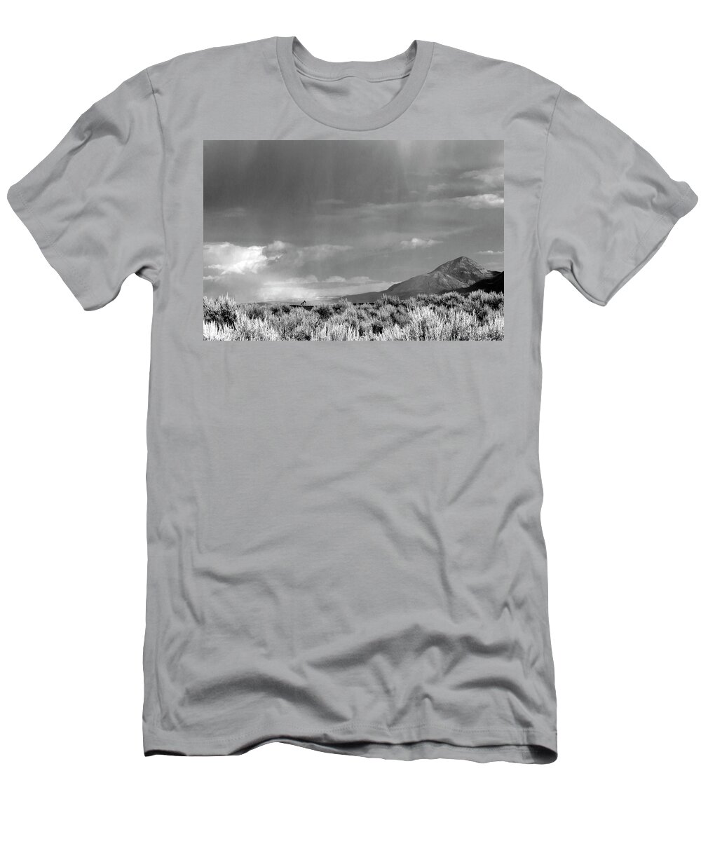 Ute T-Shirt featuring the photograph Great Sage Plain #1 by Jonathan Thompson