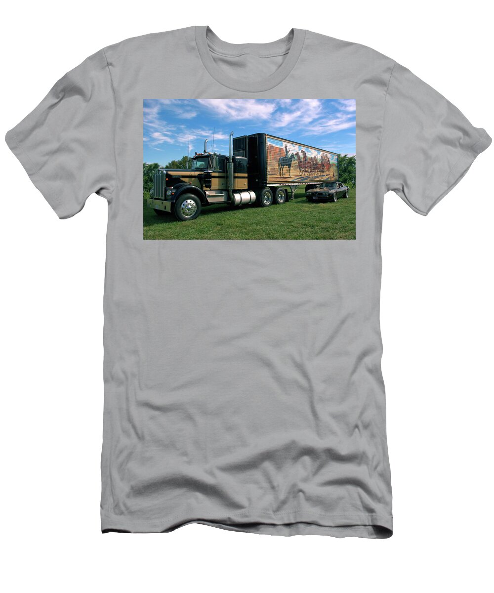 Kenworth T-Shirt featuring the photograph Smokey and the Bandit Tribute Kenworth W900 Black and Gold Semi Truck by TeedMack