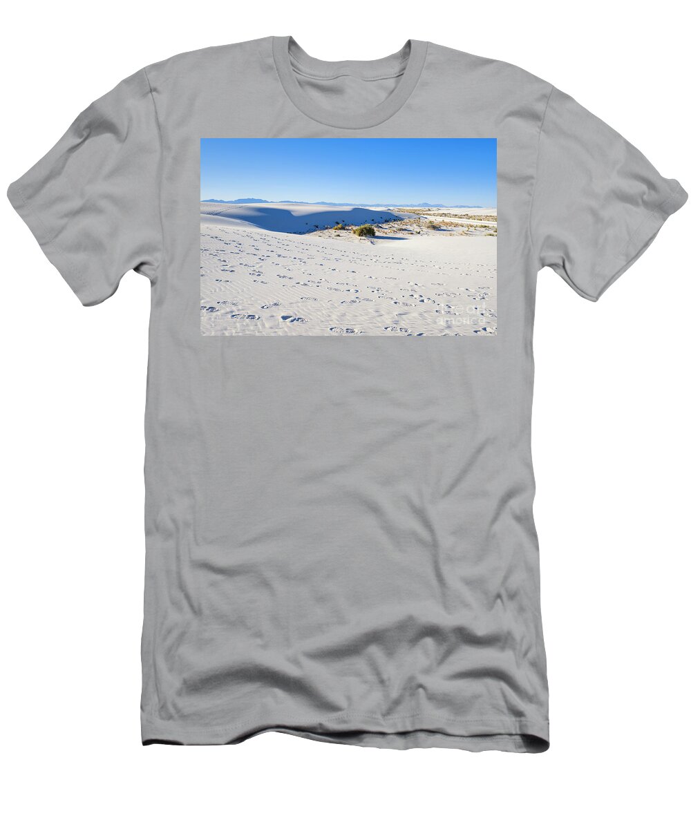 Chihuahuan Desert T-Shirt featuring the photograph White Sands Gypsum Dunes #13 by Raul Rodriguez