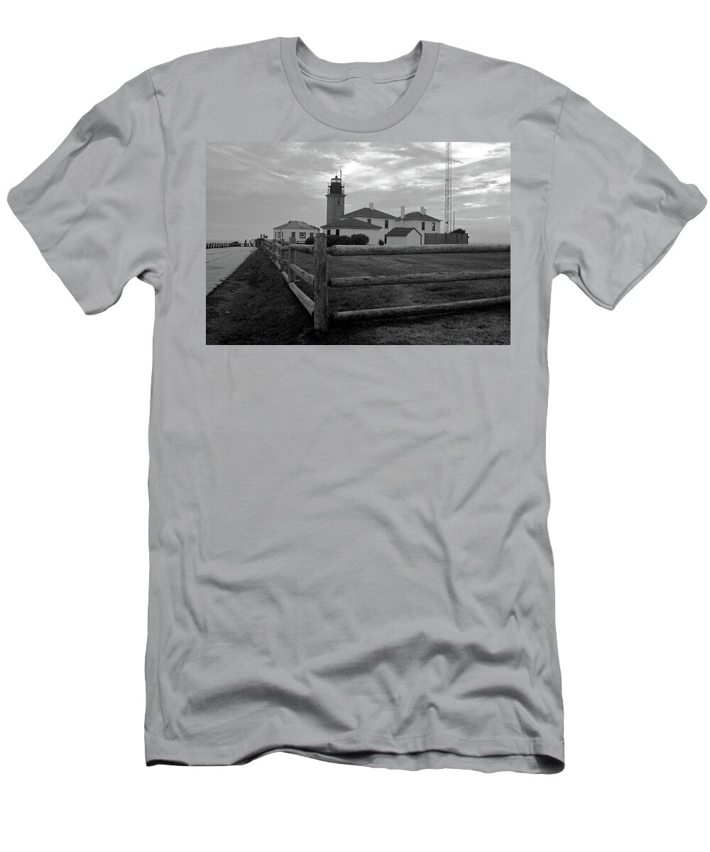 Building T-Shirt featuring the photograph Beavertail Lighthouse #4 by Jim Feldman