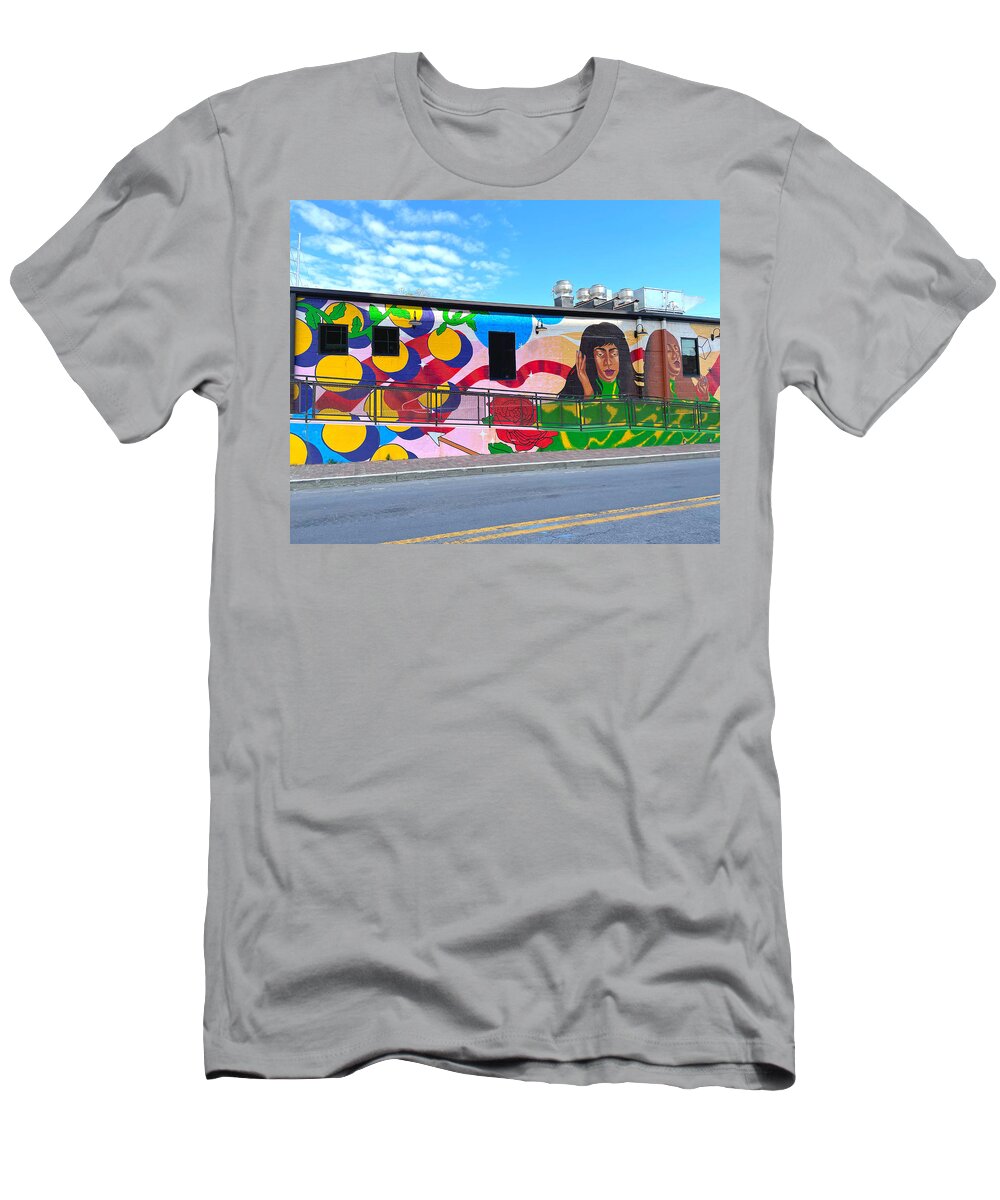 Mural T-Shirt featuring the photograph Beauty on the Building by Lee Darnell