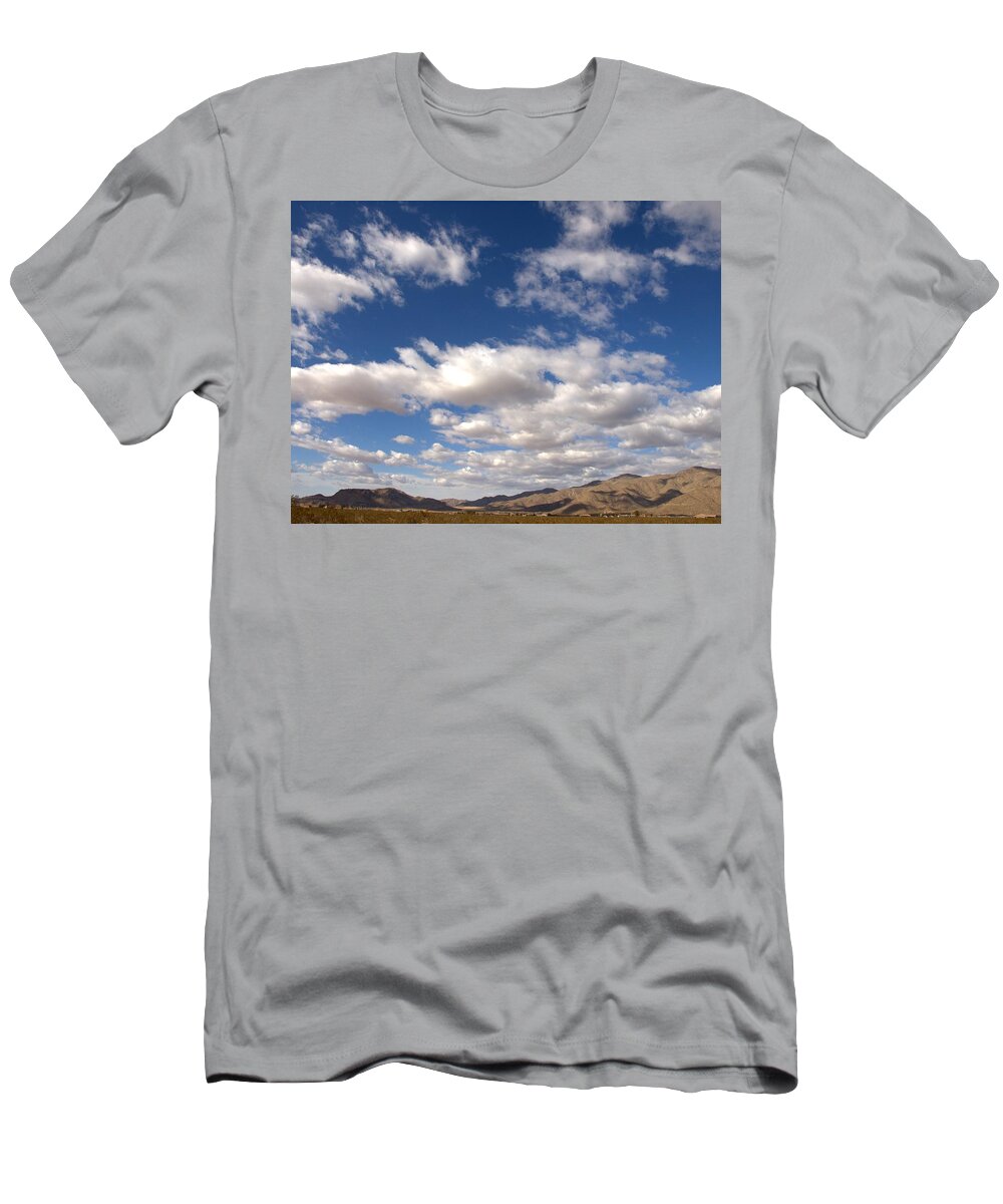 Mojave T-Shirt featuring the photograph Big Sky Canopy by Richard Thomas