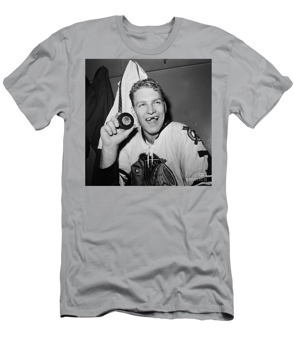 Bobby T-Shirt featuring the photograph Bobby Hull 50 goal by Action