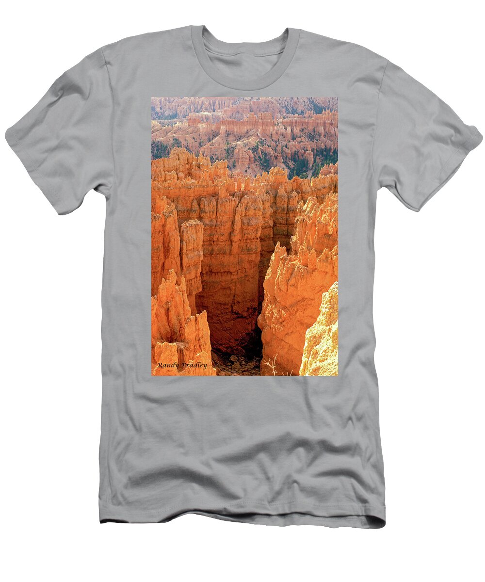 Usa T-Shirt featuring the photograph Bryce Canyon by Randy Bradley