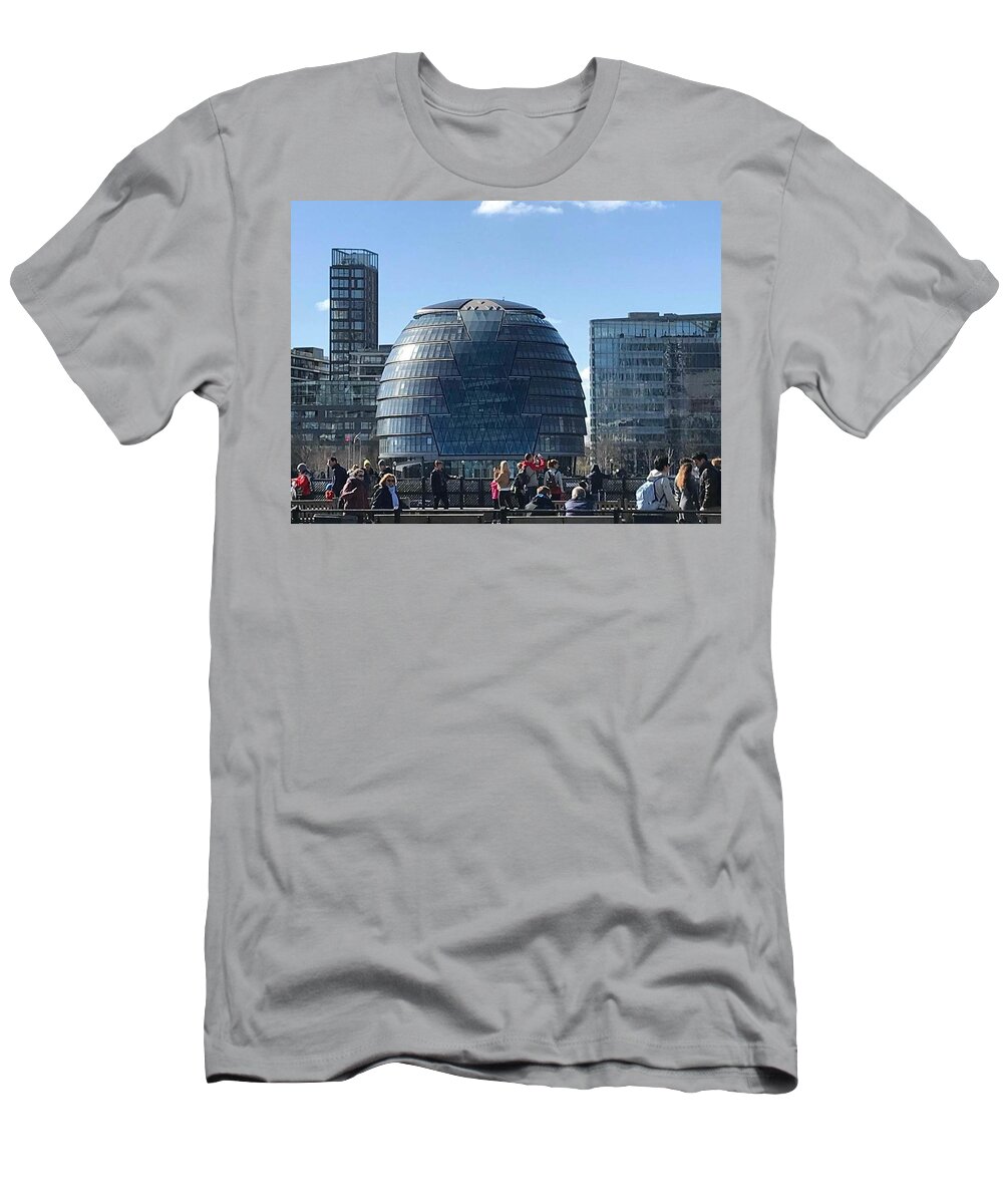 Building T-Shirt featuring the photograph London City Hall by Lee Darnell